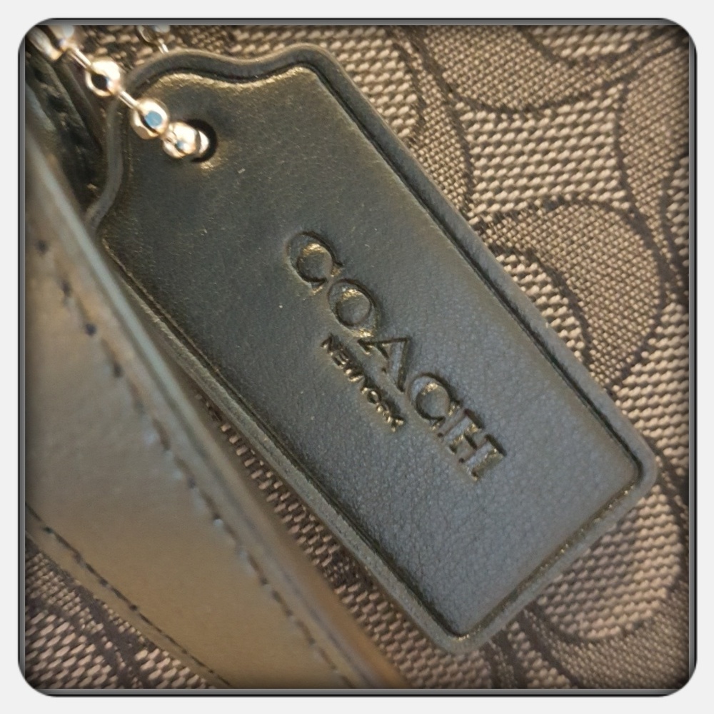 NWT Woman's Black And Grey Coach Tote - Picture 5 of 8